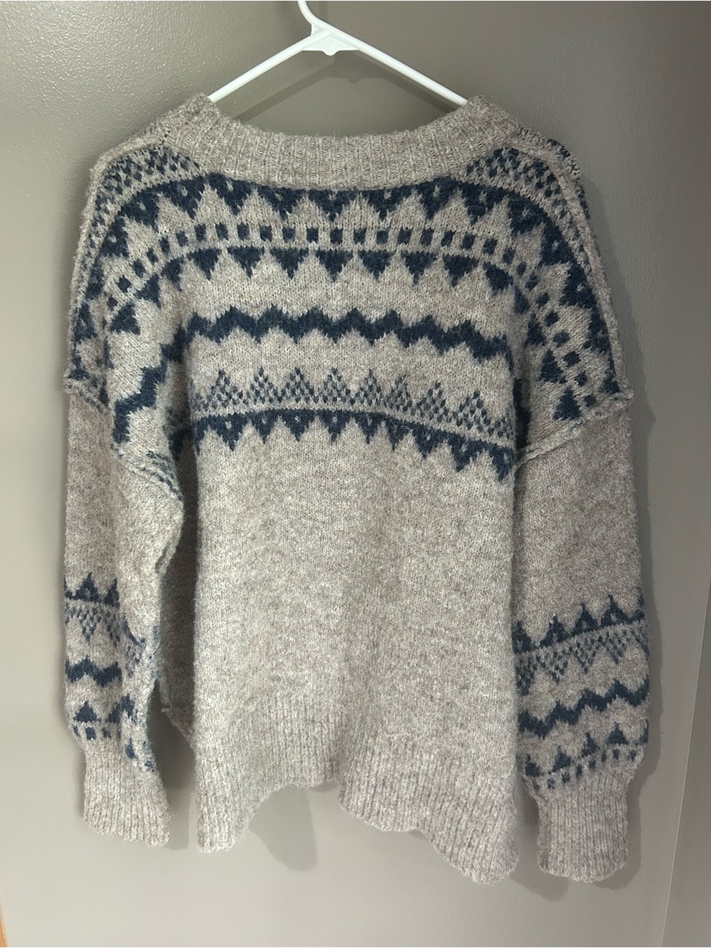 A'ltard State Fair Isle Crew Neck Chunky Knit Pullover Sweater - Taupe and Navy - Picture 10 of 12
